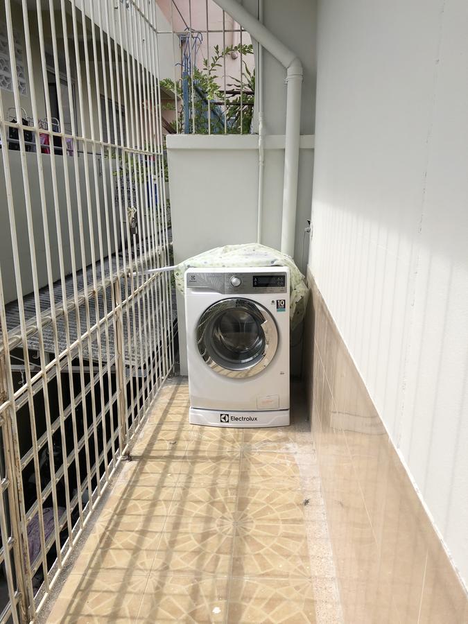 H2B Hostel Phuket ภายนอก รูปภาพ